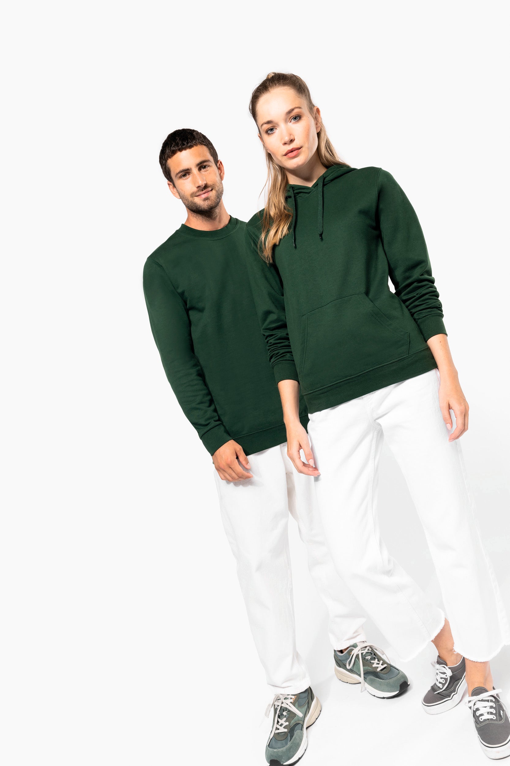 Basic sweater met capuchon