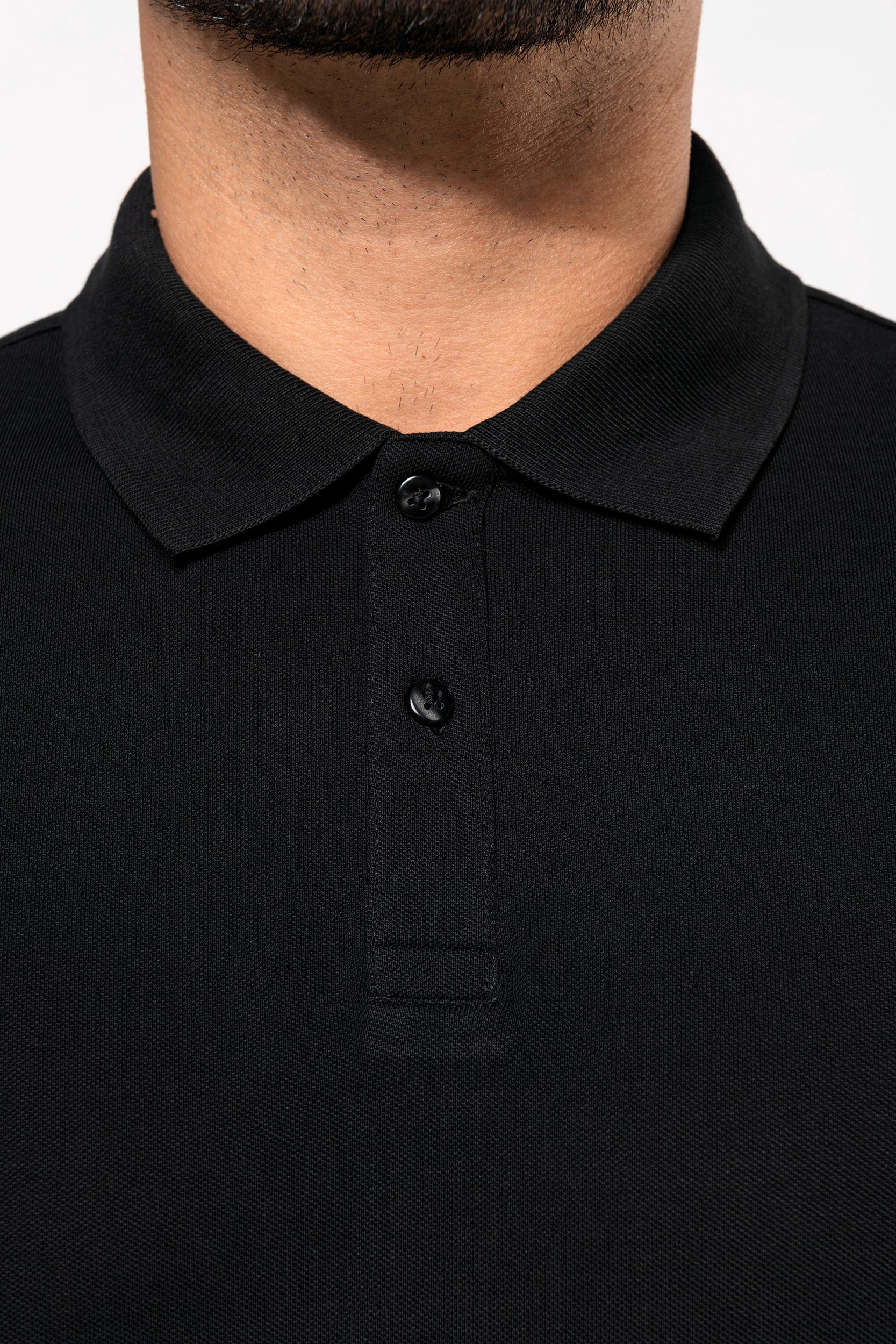 Premium heren polo van premium kwaliteit met kraagdetail.