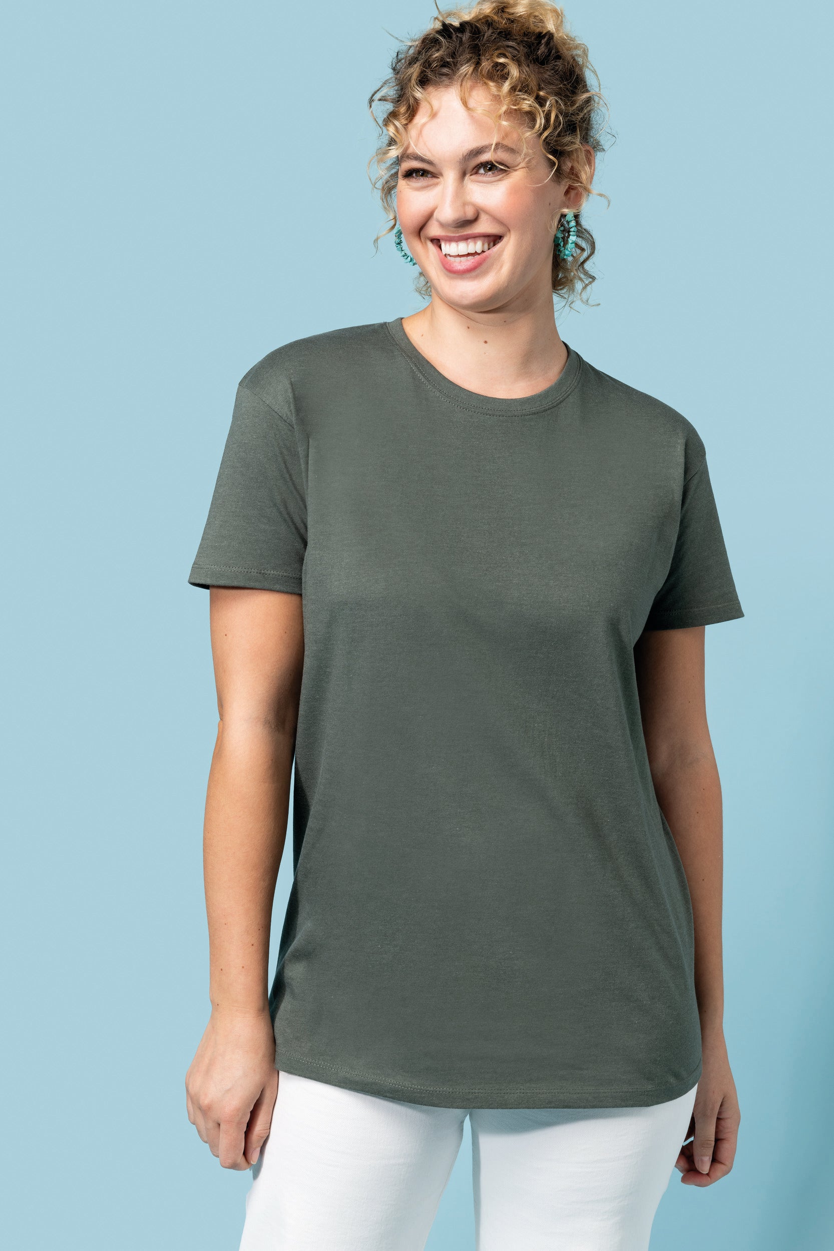 Dames t-shirt van comfort kwaliteit, ideaal voor bedrukken of borduren. Perfect voor personalisatie.